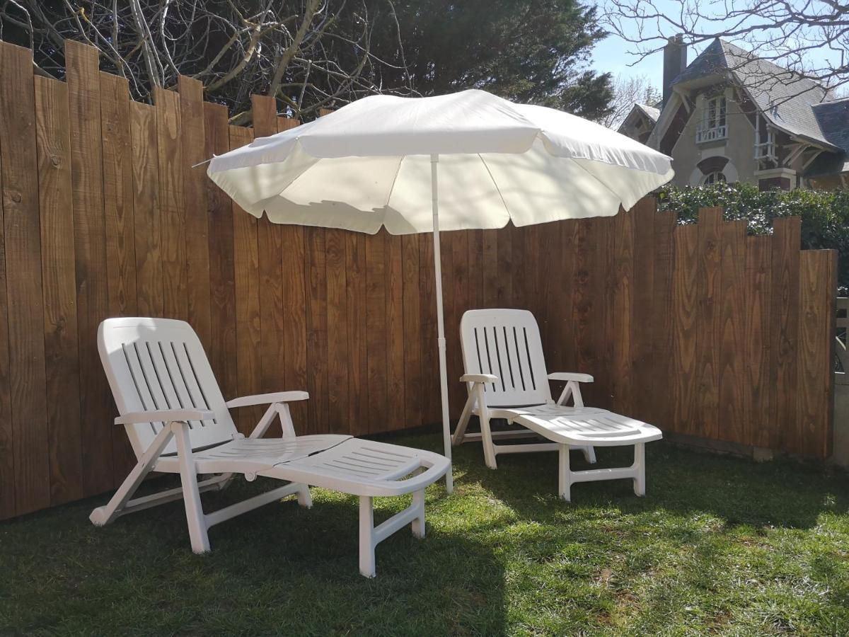 Villa Contre vents et marées à Mesnil-Val-Plage Extérieur photo